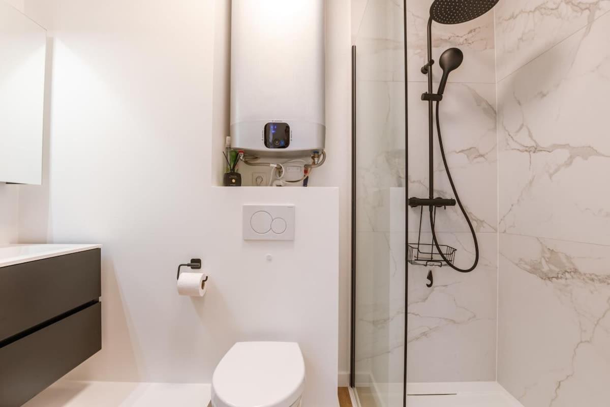 Huswell - Brand New Apartment Near The Beach บลังเคนเบอร์เก ภายนอก รูปภาพ